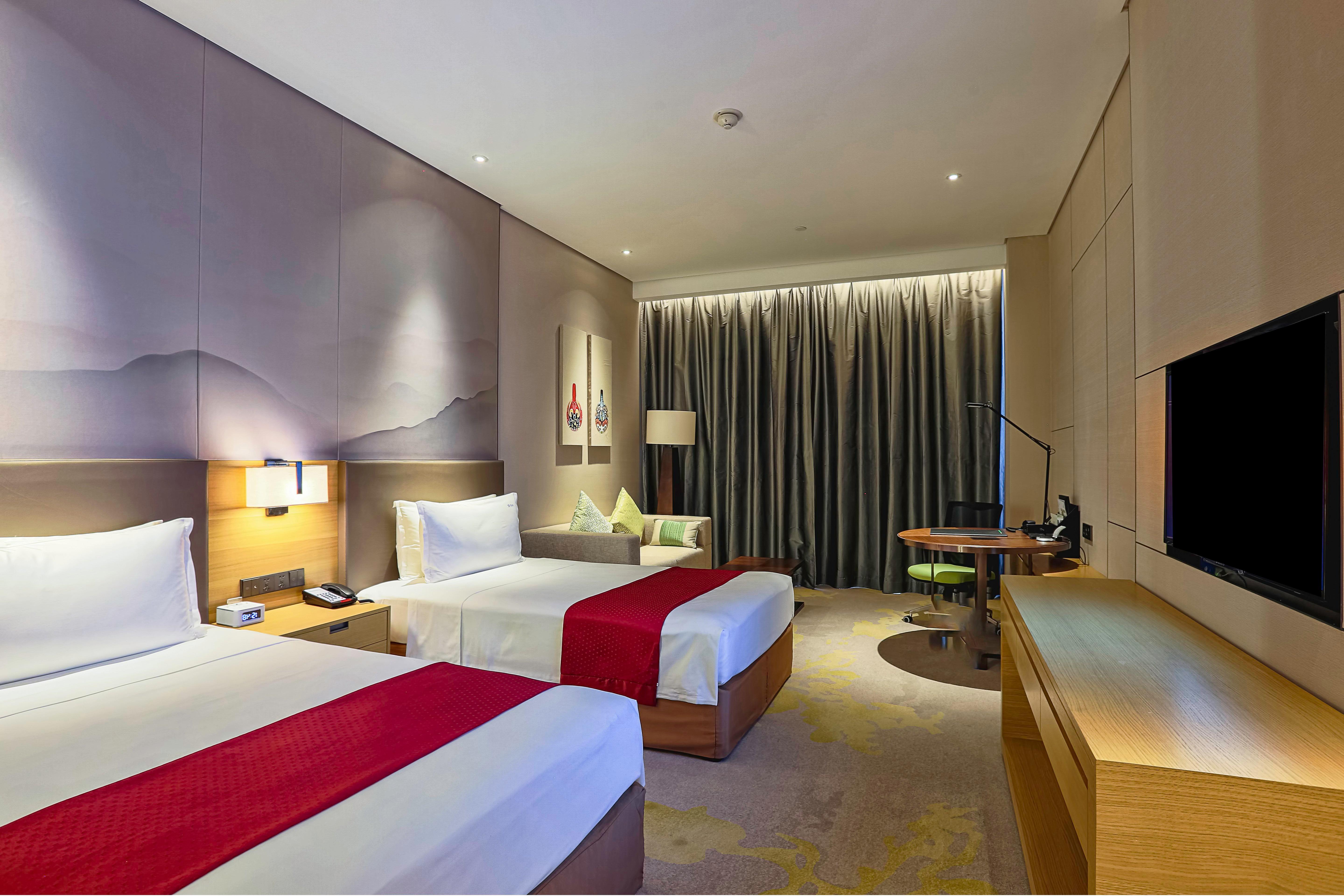 Holiday Inn Baoji Central By Ihg Buitenkant foto