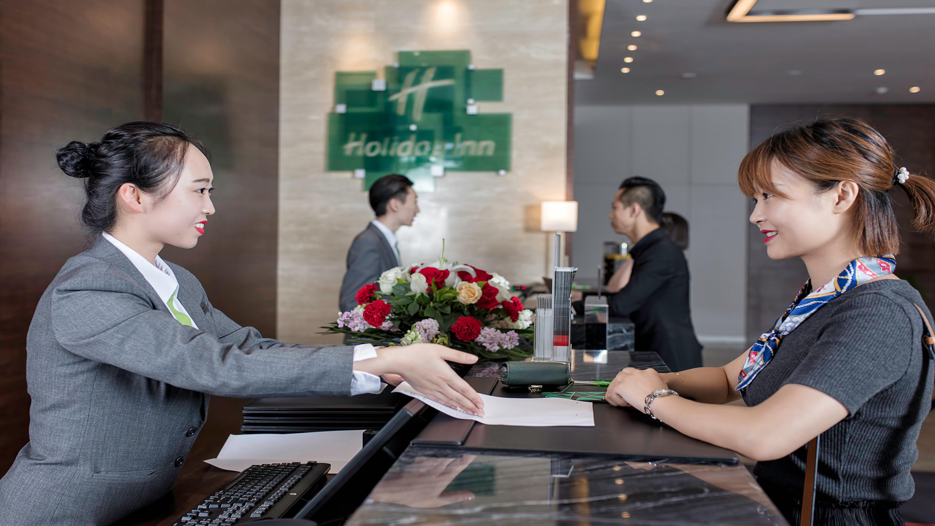 Holiday Inn Baoji Central By Ihg Buitenkant foto