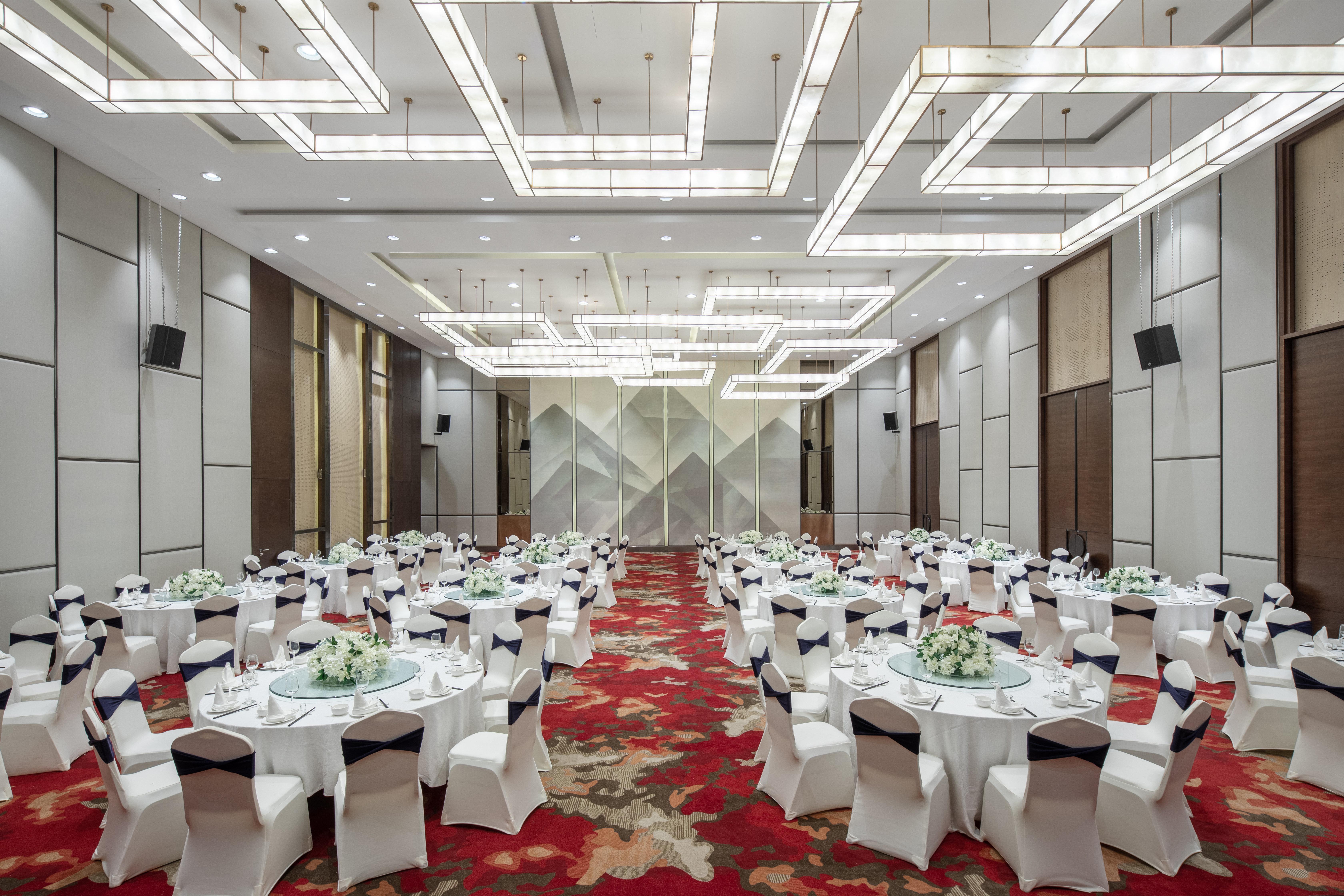 Holiday Inn Baoji Central By Ihg Buitenkant foto